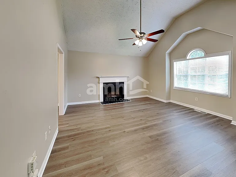 808 Grindstone Pl SW — Photo 8