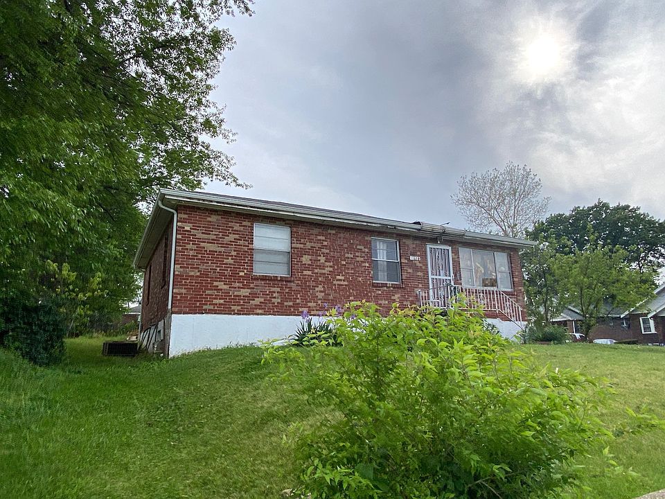 2nd image of 6114 Reichman Ave