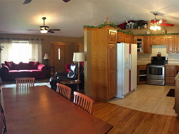 2nd image of 700 E Lakewood Ct