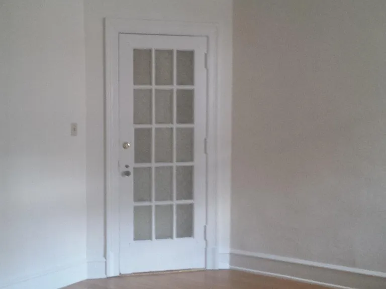 210 N Stafford Ave #9 — Photo 9