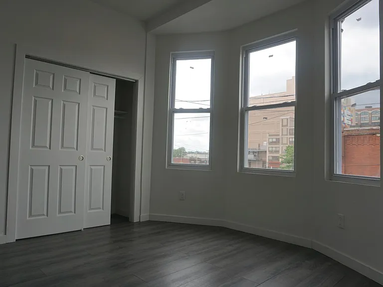 2735 N 13th St #2 — Photo 5