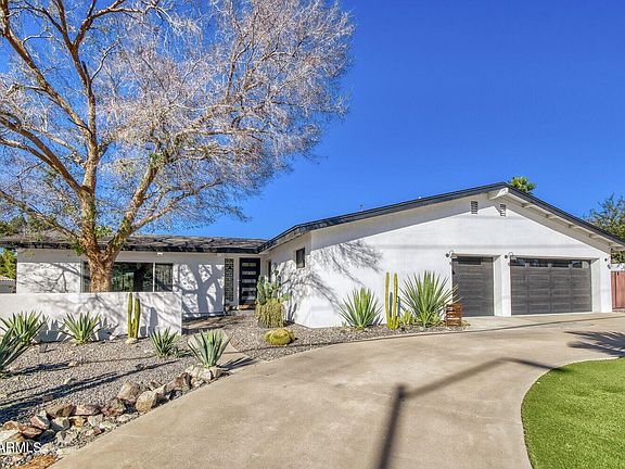 3rd image of 720 W THUNDERBIRD Road