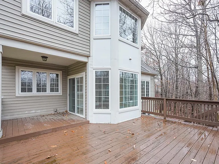 3729 Edgehill Dr — Photo 4