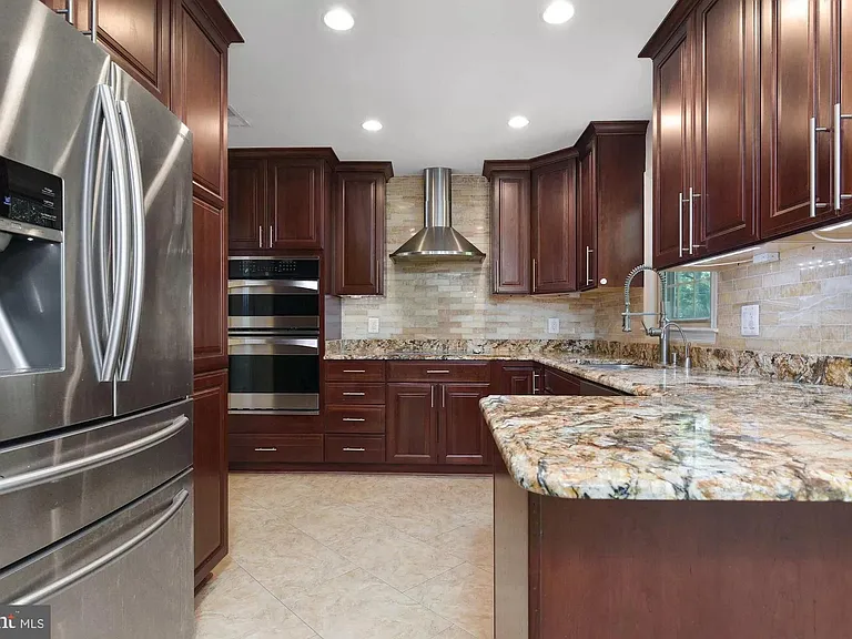 10127 Crestberry Pl — Photo 10