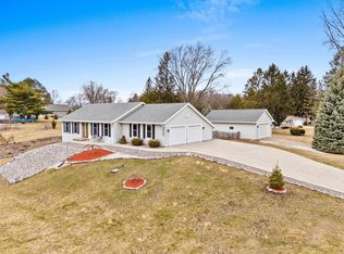 4000 Evergreen Ave, Green Bay, WI 54313