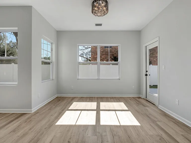 2022 Trimble Rd — Photo 18