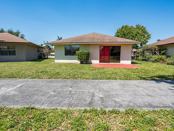 4th image of 5258 Mendoza Street