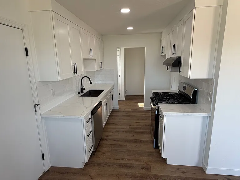 609 North Ave — Photo 5