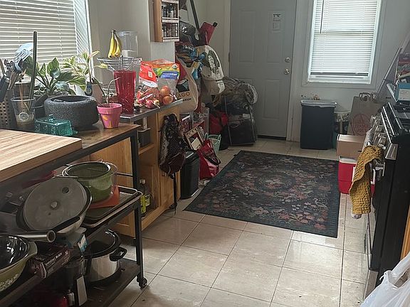2nd image of 2958 N Fairfield Ave APT 2