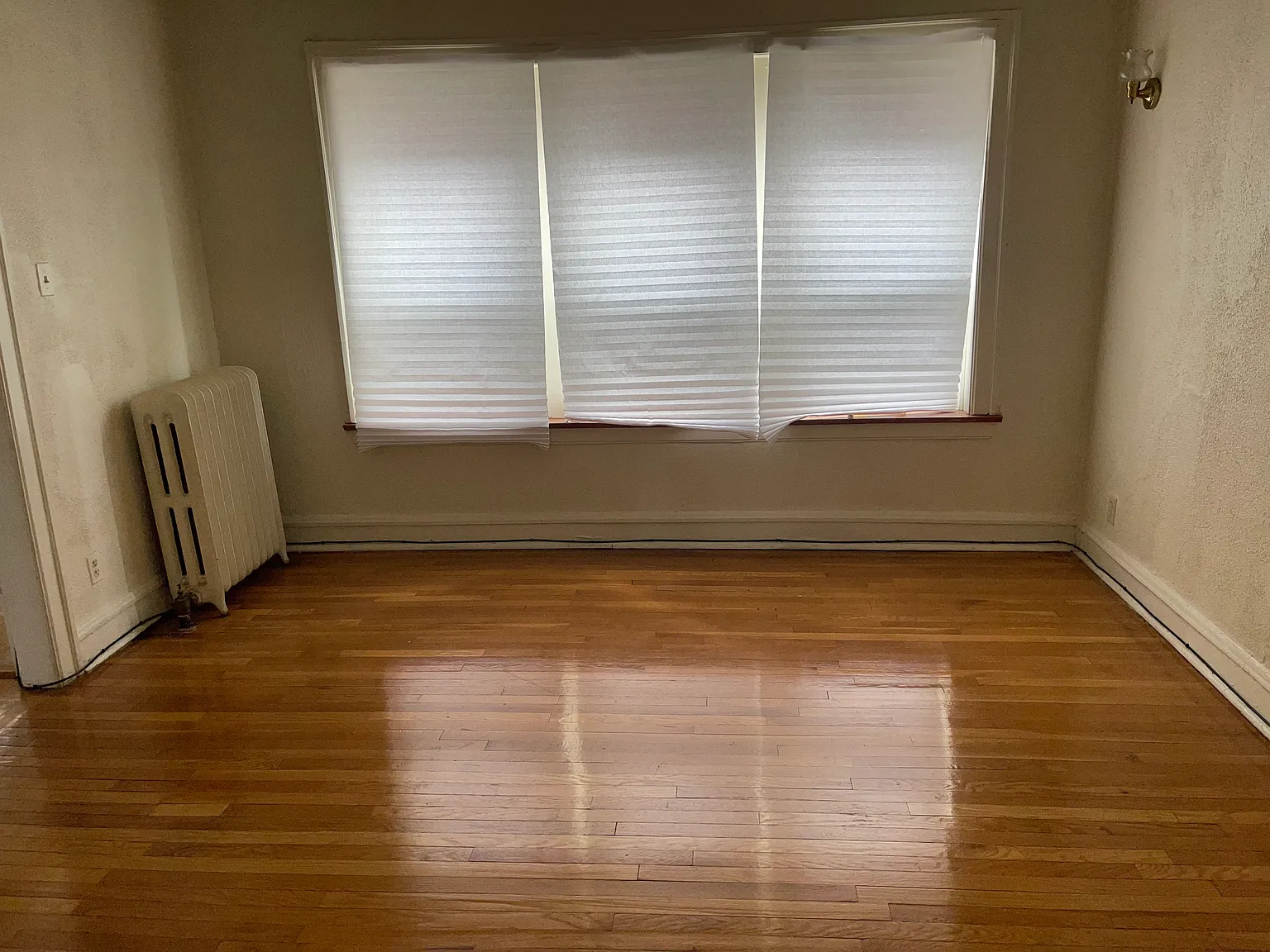 2 bed, 1200 sqft, $1,150 — Photo 2