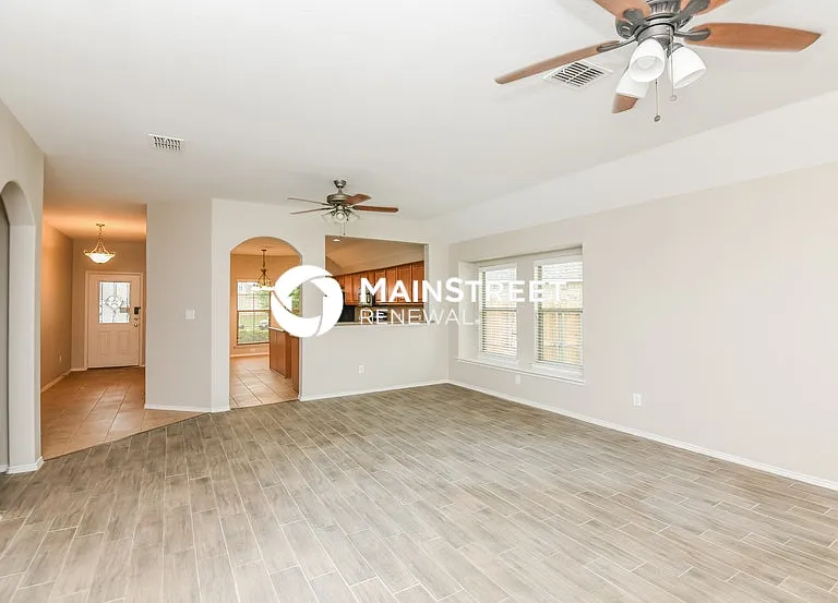7401 Errandale Dr — Photo 4