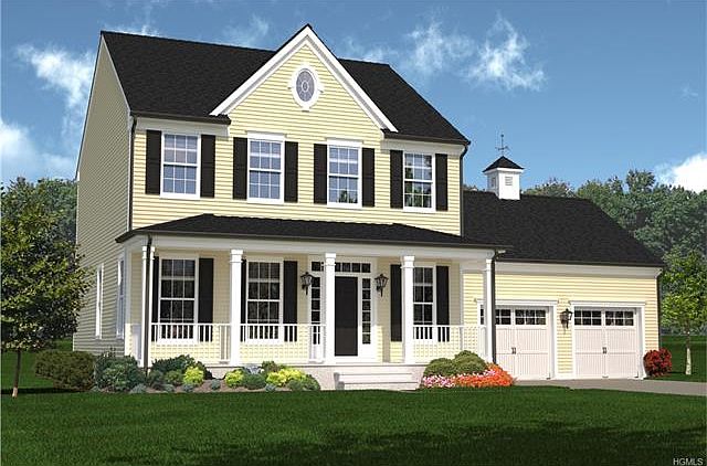 2nd image of 25 Woodmere Cir
