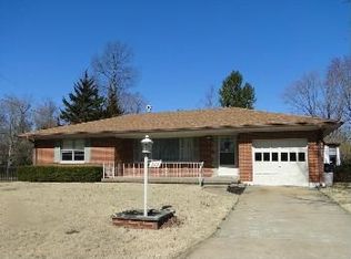 111 S 79th St, Belleville, IL 62223
