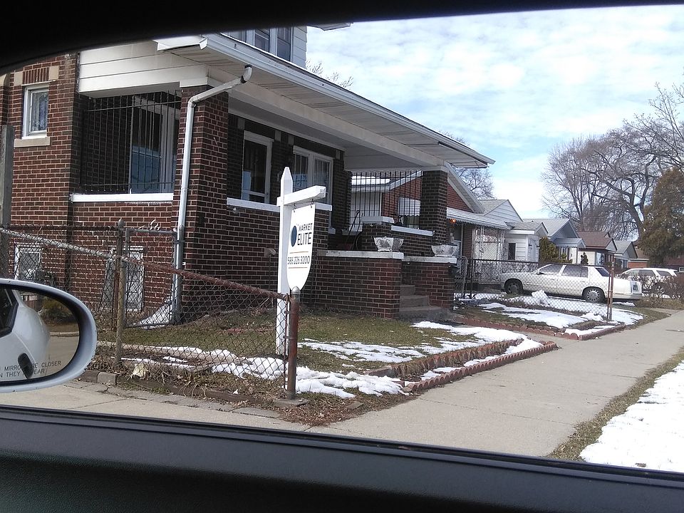 2nd image of 21003 Albany Ave