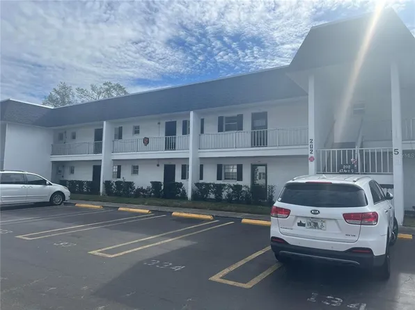 202 47th Avenue Dr W APT 333, Bradenton, FL 34207