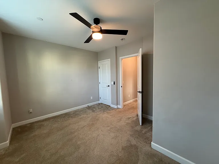 10110 Hercules Way — Photo 31