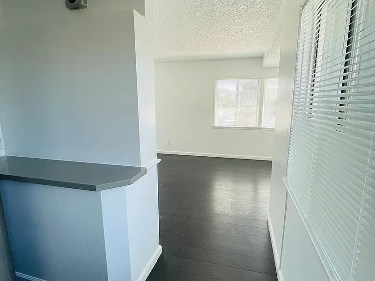 Lomelk Bungalows LLC — Photo 5