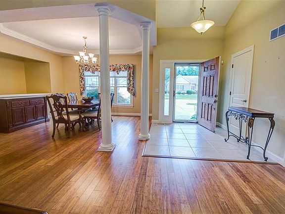 5th image of 24570 Rolling Oak Dr