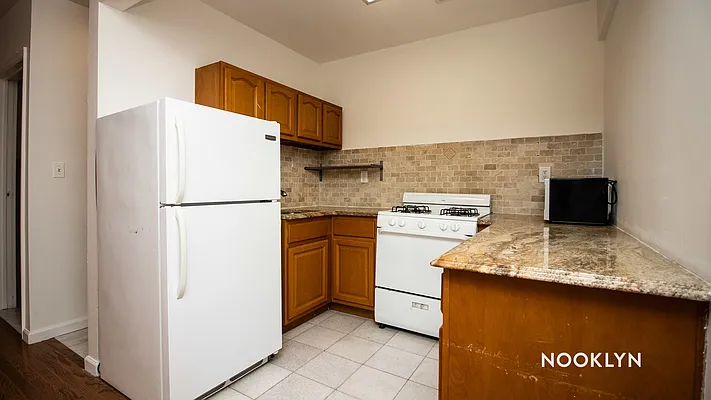 Rented by Nooklyn NYC LLC | media 15