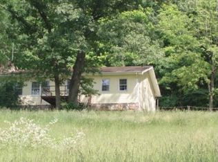 1103 Forest Hill Dr, Harriman, TN 37748