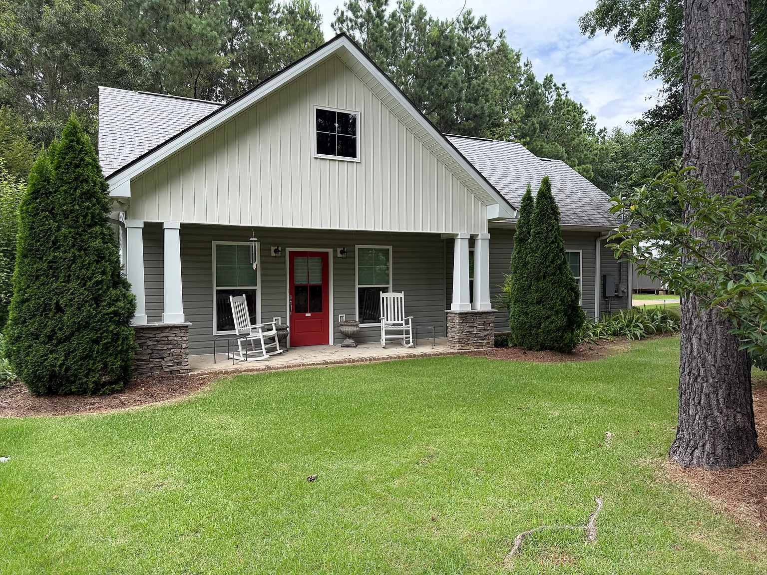 1 bed, 1.5 bath, 1358 sqft, $1,500 — Photo 1