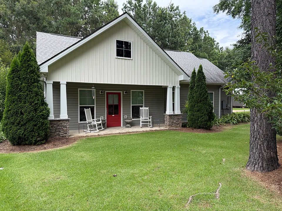 14675G Longview Ln
