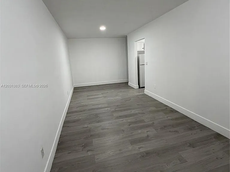 324 Surfside Blvd #7 — Photo 2