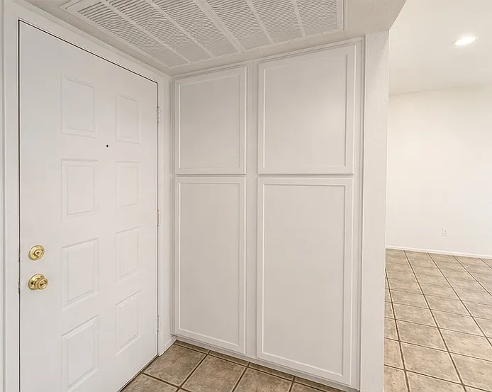 653 W Guadalupe Rd #2019 — Photo 8