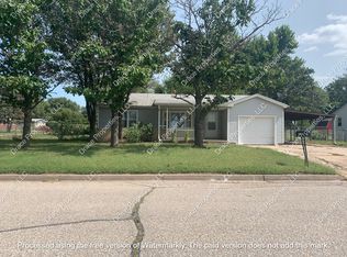 6126 N Independence St, Wichita, KS 67219