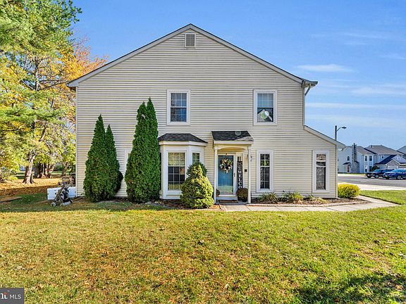 2nd image of 1186 Glen Haven Ct