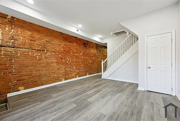 2141 W Fayette St — Photo 5