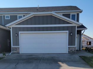 6815 W Gresford Pl, Sioux Falls, SD 57106