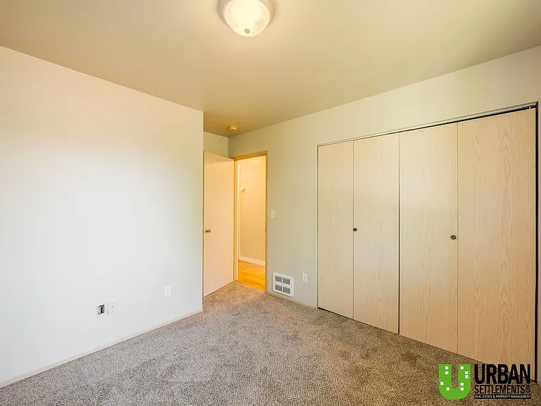 4112 E 23rd Ave — Photo 20