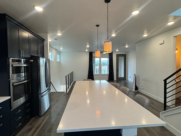 404 S 610 E — Photo 25