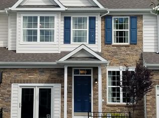 635 Fountain View Cir #HOME 5, Allentown, PA 18104