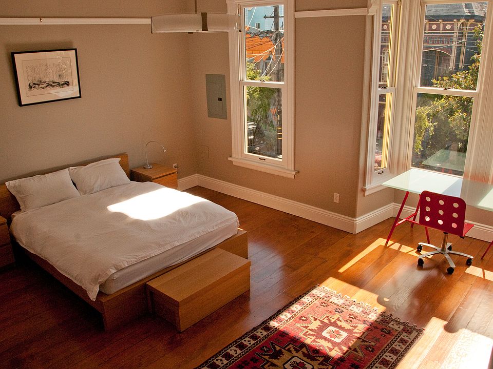 Front bedroom