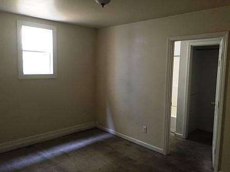 5th image of 833 N Lopez St