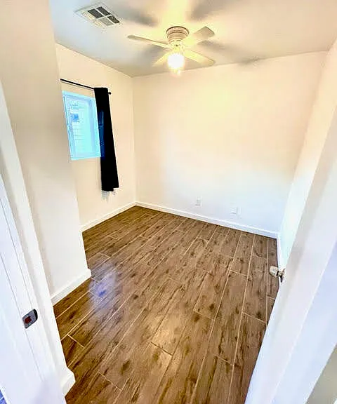 1402 E McKinley St #C — Photo 4
