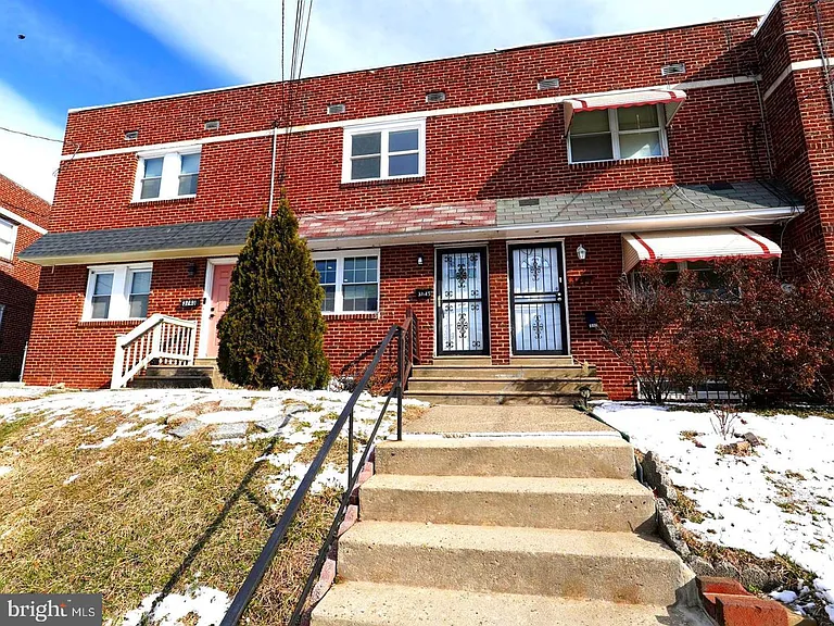3745 Schleicher Ave — Photo 1