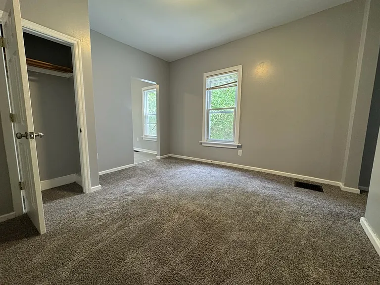 41-43 New St #2 — Photo 9