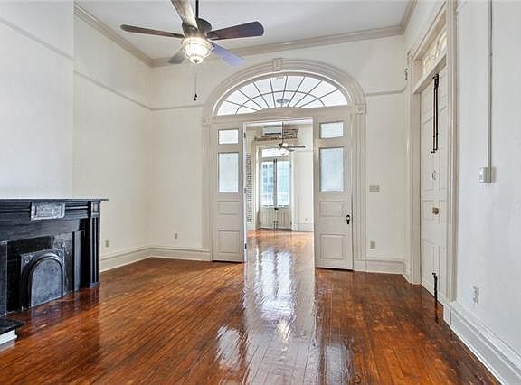 5th image of 710 Orleans St #B