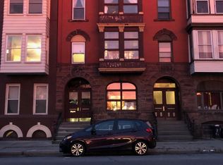 194 4th St FLOOR 3, Troy, NY 12180
