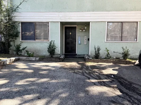 703 Oaks Manor Ct Unit 5-2, Jacksonville, FL 32211