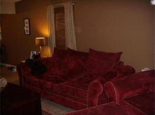 639 SW 8th St, Hallandale Beach, FL 33009