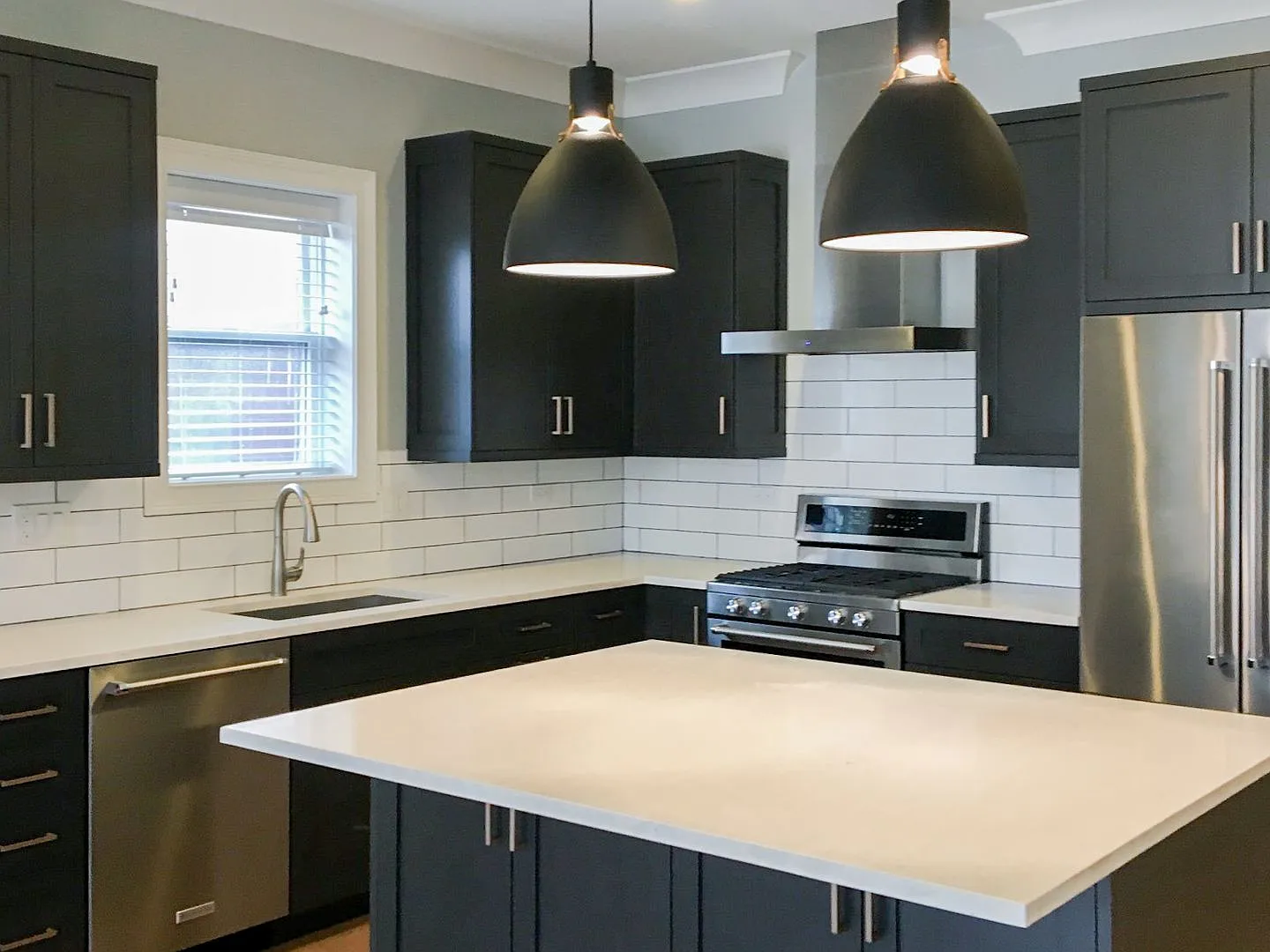 2 bed, 1286 sqft, $5,195 — Photo 4