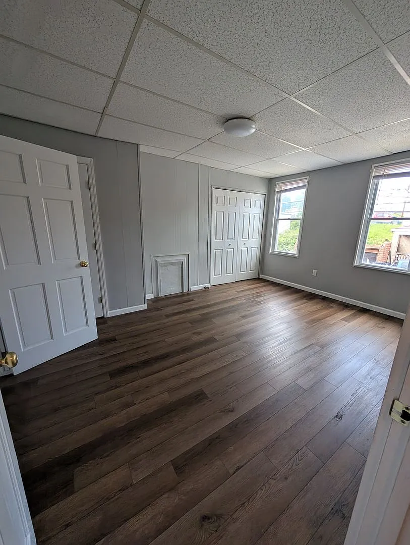 2224 Arlington Ave — Photo 1