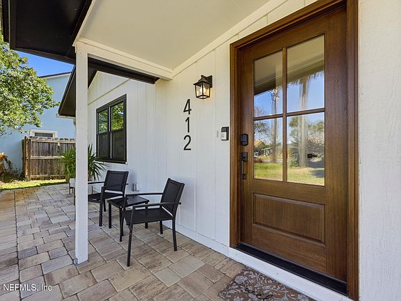 5th image of 412 13TH Avenue S