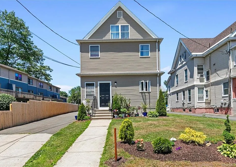 89 Elm St #D