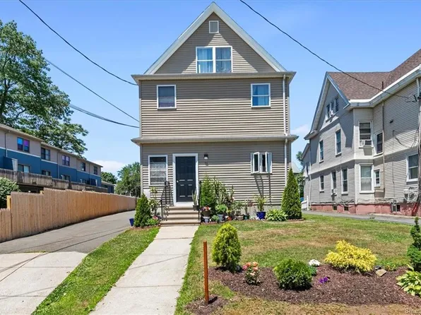89 Elm St APT D, West Haven, CT 06516
