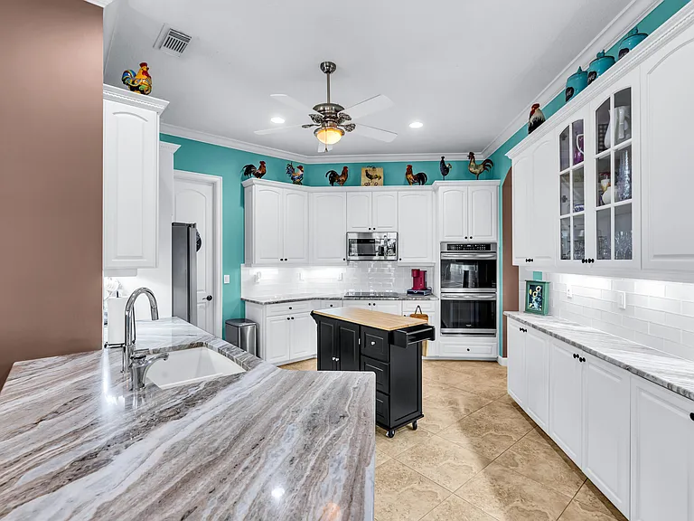 923 SW Grand Reserves Blvd — Photo 27